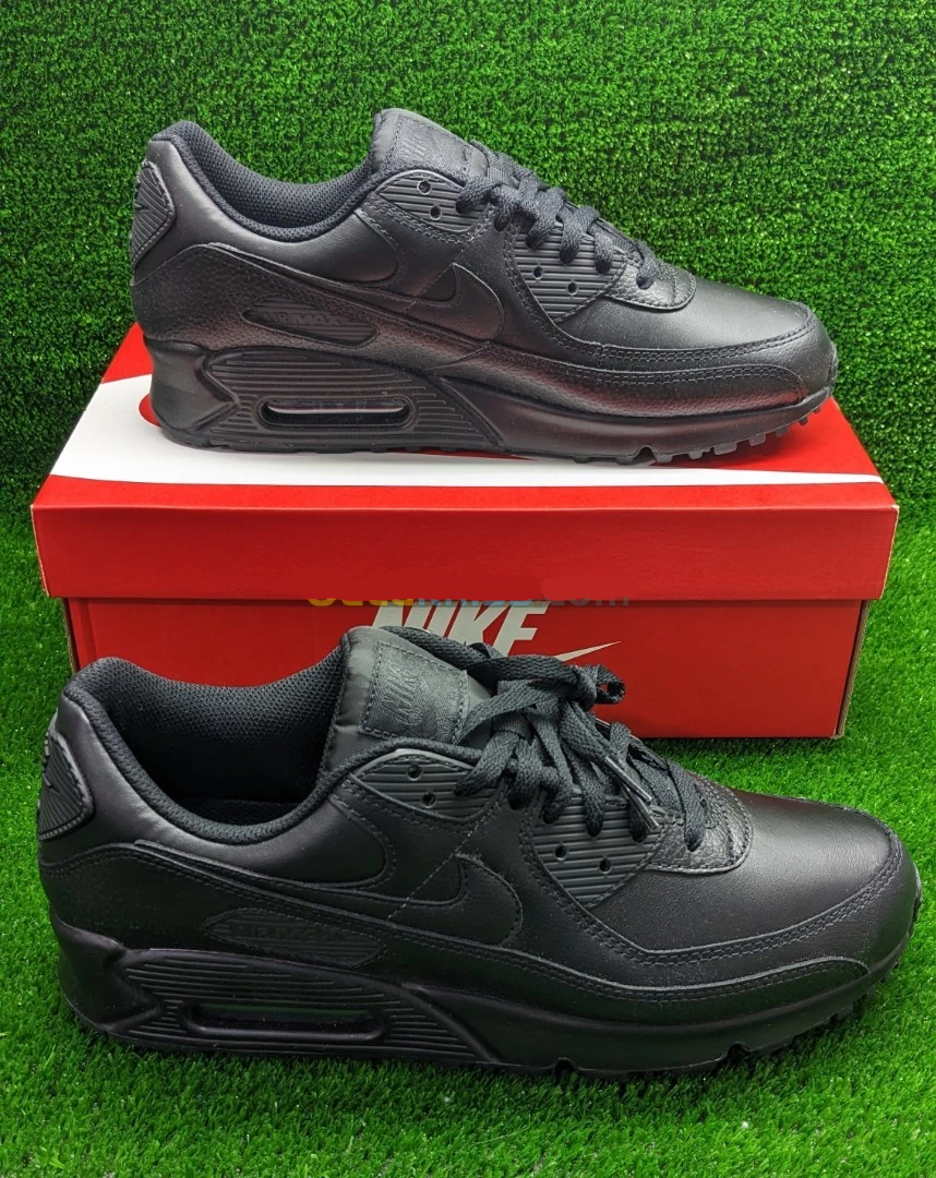 Air Max 90 Triple black Cuir Original