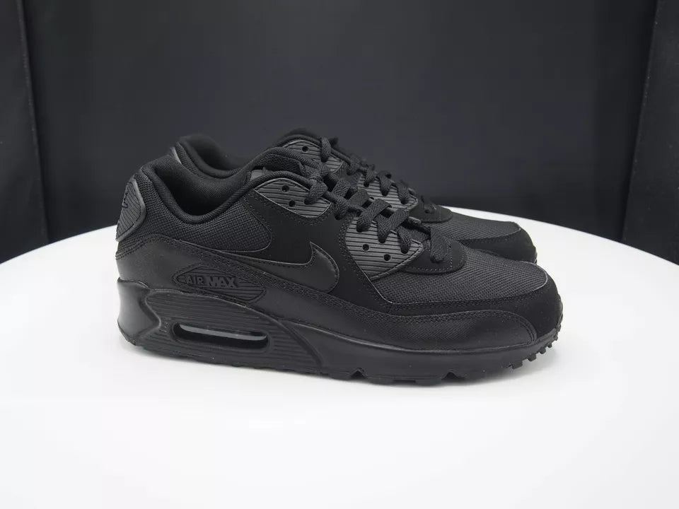 Air Max 90 Essential "Triple Black"
